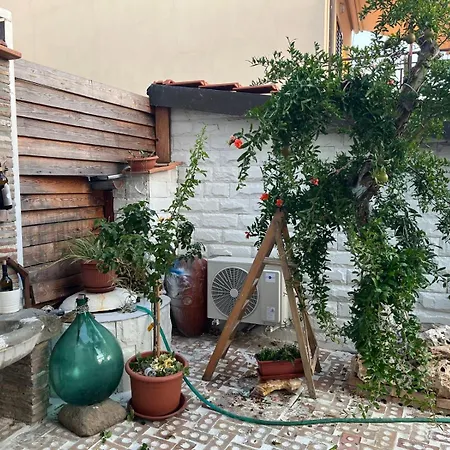 Holiday home Casa Il Melograno